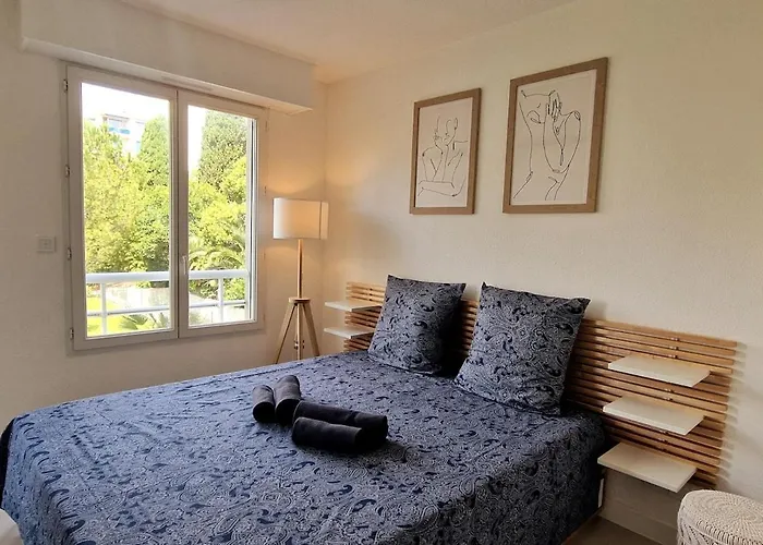 Beautiful 2p 39 M2, Ac, Balcony * أنتيب